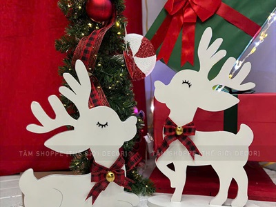 Mô hình tuần lộc trắng đeo nơ lục lạc [Bằng gỗ] TCV-TLOC-06